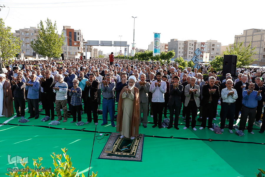 نماز عید سعید فطر در قزوین