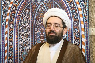 تمام وجود حضرت عباس(ع) ادب و تسلیم بود/ تصحیح یک اشتباه تاریخی