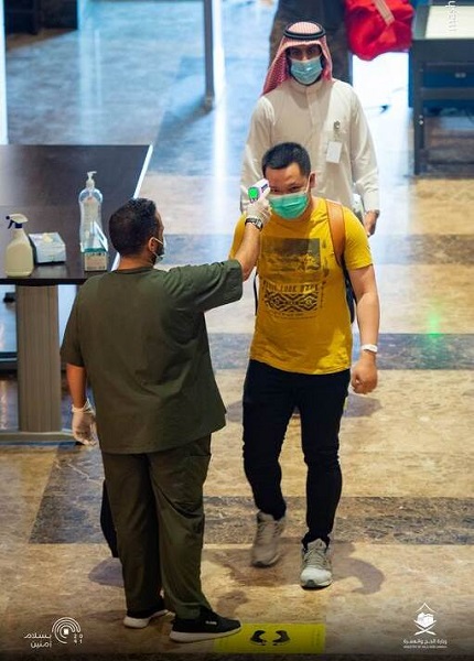 حج 1441 در سایه کرونا با دستبند هوشمند و سنگ‌ریزه‌های ضدعفونی شده