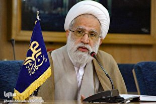 حضرت محمد(ص) رحمت خدا برای جهان است/ قافله‌سالار ما فخر جهان مصطفاست