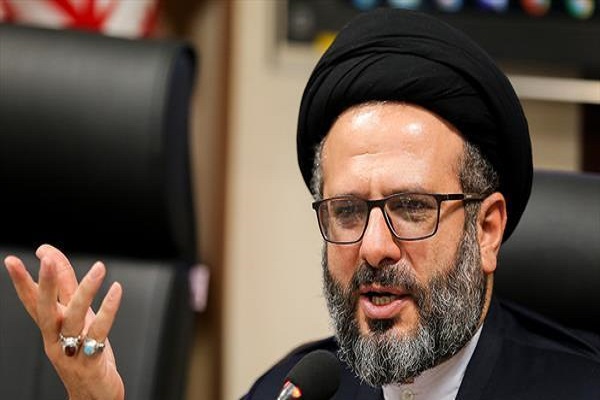 مهم‌ترین رهاورد دین زنده کردن انسان است