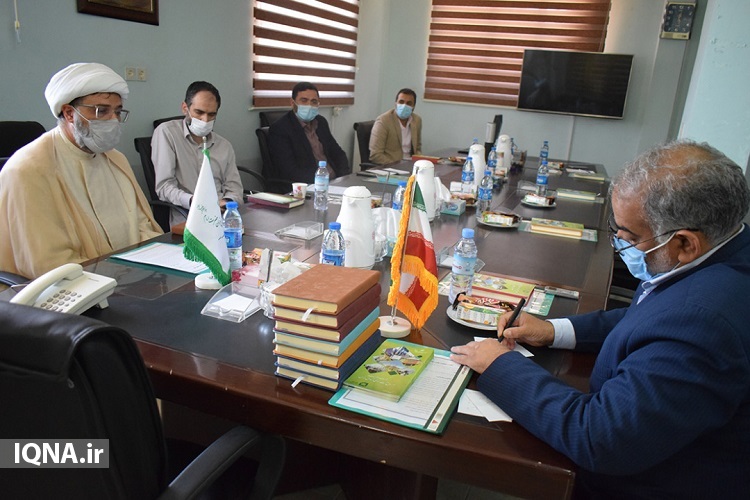 دیدار معاون توسعه مدیریت و پشتیبانی سازمان تبلیغات اسلامی کشور با مقامات استان بوشهر دیدار معاون توسعه مدیریت و پشتیبانی سازمان تبلیغات اسلامی کشور با مقامات استان بوشهر