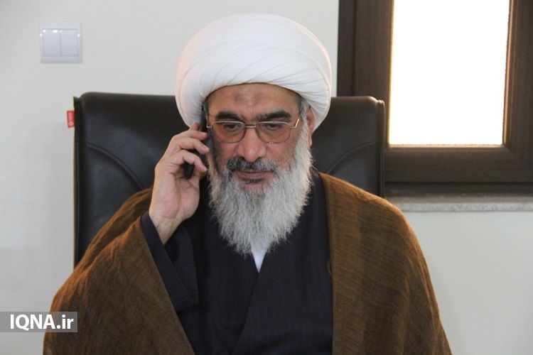 پیگیری مشکل کارکنان صنعت نفت بوشهر به‌همت آیت‌الله صفایی بوشهری