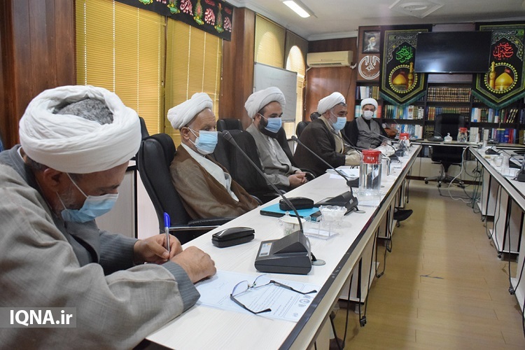 آیین‌نامه محوریت بخشی، فرصتی طلایی برای محوریت‌بخشی به امام مسجد است+ عکس