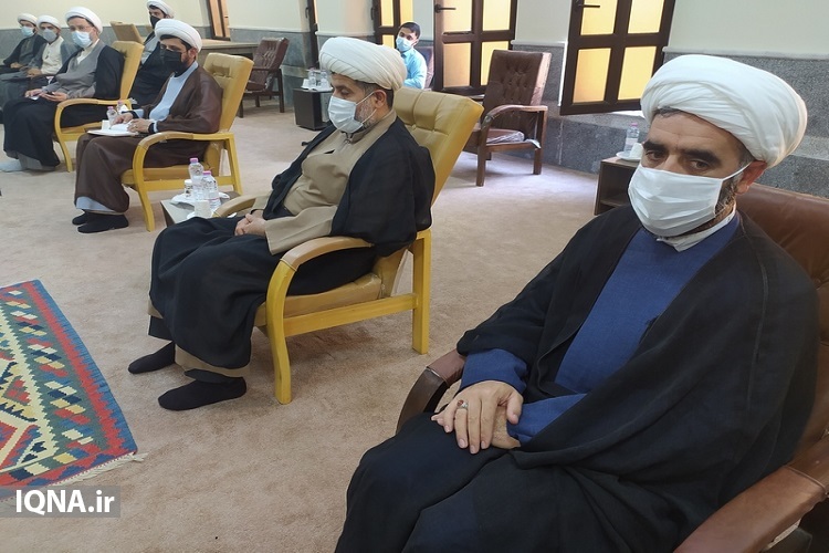 ارسالی/ برگزاری آیین تودیع و معارفه رئیس حوزه علمیه برادران بوشهر