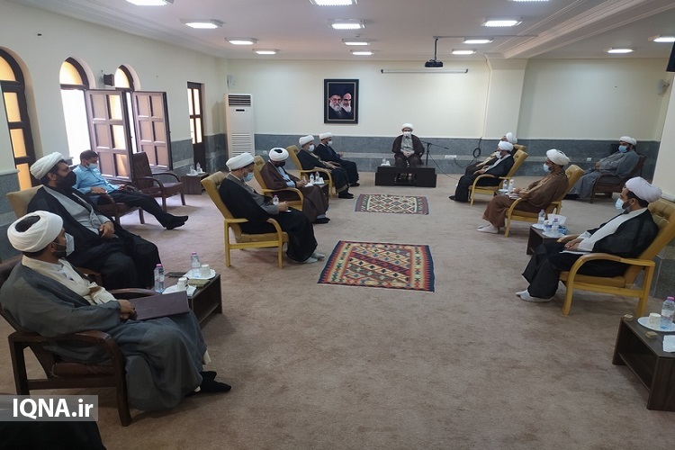 ارسالی/ برگزاری آیین تودیع و معارفه رئیس حوزه علمیه برادران بوشهر