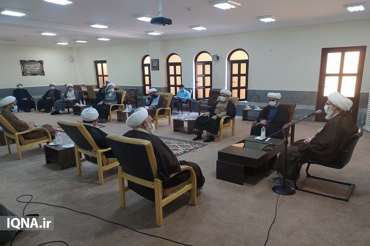 ارسالی/ برگزاری آیین تودیع و معارفه رئیس حوزه علمیه برادران بوشهر