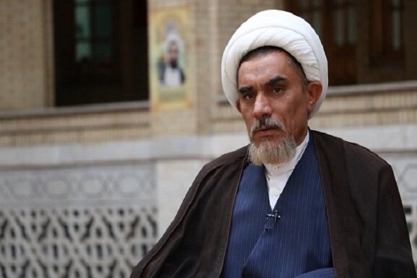 دلیل تشبیه کفر به ظلمت در قرآن/ عصیان مانع دیدن حق می‌شود