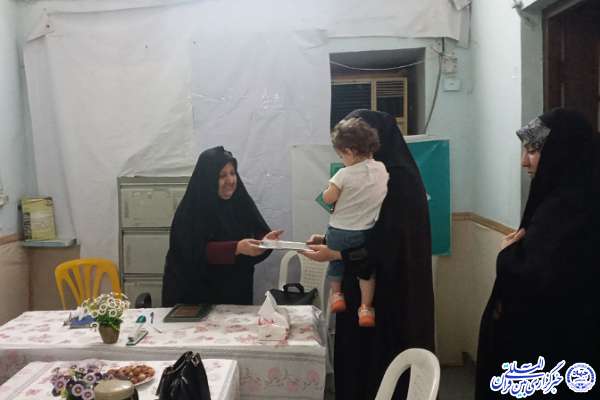 آیین تکریم از «مقام زن» در مؤسسه قرآنی طاهای بوشهر آیین تکریم از «مقام زن» در مؤسسه قرآنی طاهای بوشهر