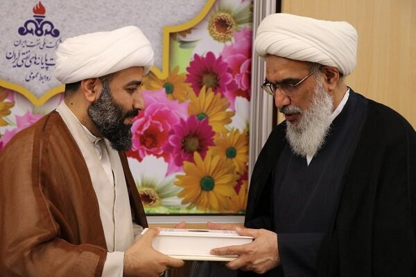 معارفه حجتالاسلام محمود کارگر معارفه حجتالاسلام محمود کارگر