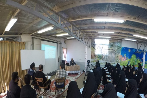 برگزاری کارگاه بکارگیری فنون روانشناسی در آموزش قرآن