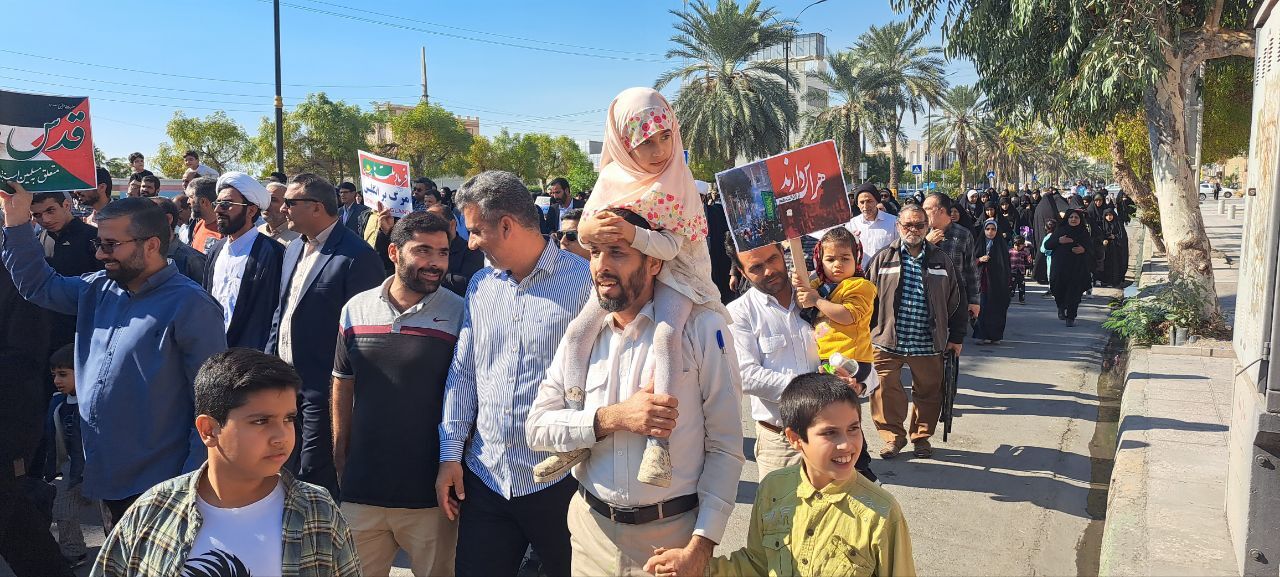 راهپیمایی بوشهریها در محکومیت جنایت تروریستی کرمان راهپیمایی بوشهریها در محکومیت جنایت تروریستی کرمان