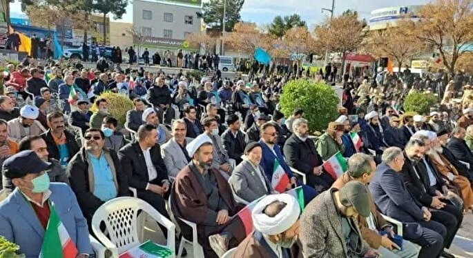 شروع آیین‌های دهه فجر در خراسان جنوبی