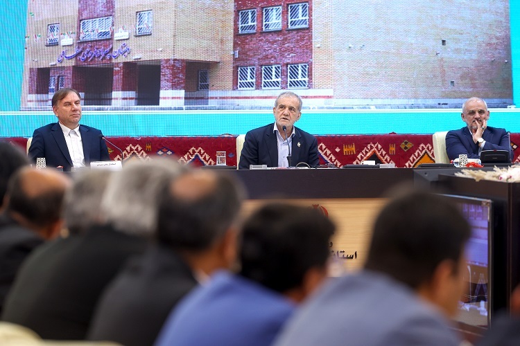 رئیس جمهور در جلسه توسعه عدالت فضاهای آموزشی با مشارکت مردم در استان بوشهر رئیس جمهور در جلسه توسعه عدالت فضاهای آموزشی با مشارکت مردم در استان بوشهر