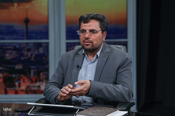 زندگی با قرآن و رفاقت با اهل بیت(ع)؛ شعار فعالان قرآنی عرصه سلامت