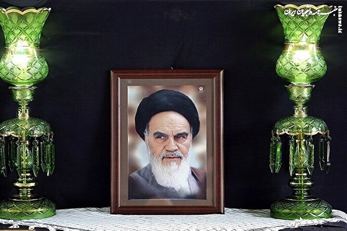 اندیشه‌های امام راحل برای نسل جوان تبیین شود