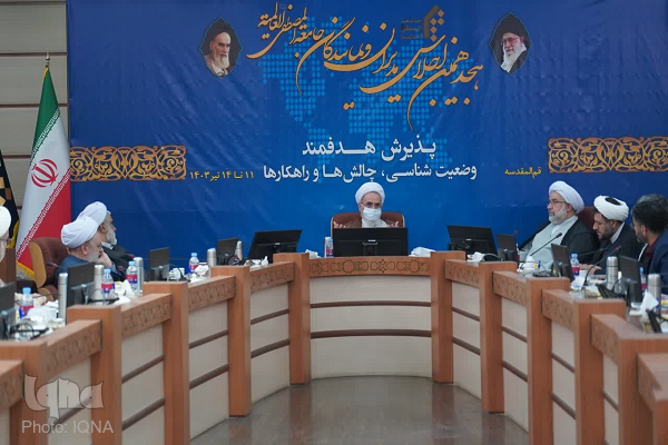 منطق انقلاب اسلامی باید در نظامات فکری و گفتمانی تجلی یابد