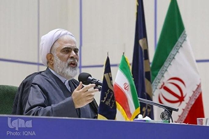 حضور ۲۰ هزار نفر از طلاب و خانواده المصطفی در راهپیمایی اربعین