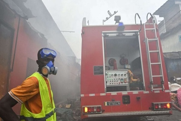 فروریختن مسجدی در ساحل‌ عاج هشت کشته برجای گذاشت