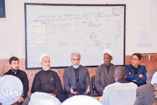 بازدید سفیر جدید ایران در کینشازا از دانشگاه اسلامی کنگو + عکس