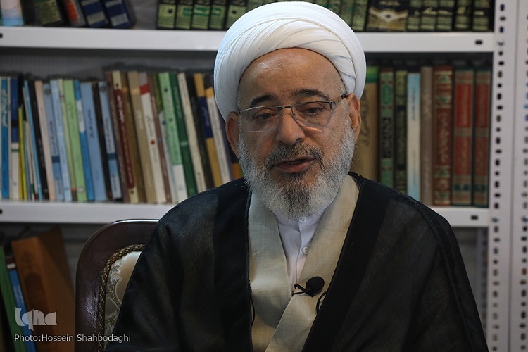 پیامبر (ص) در روایت غدیر بر تبعیت از اهل بیت(ع) تأکید کردند