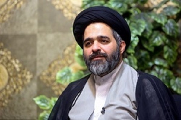 جنگ امروز جنگ انقلاب با تمدن غرب است