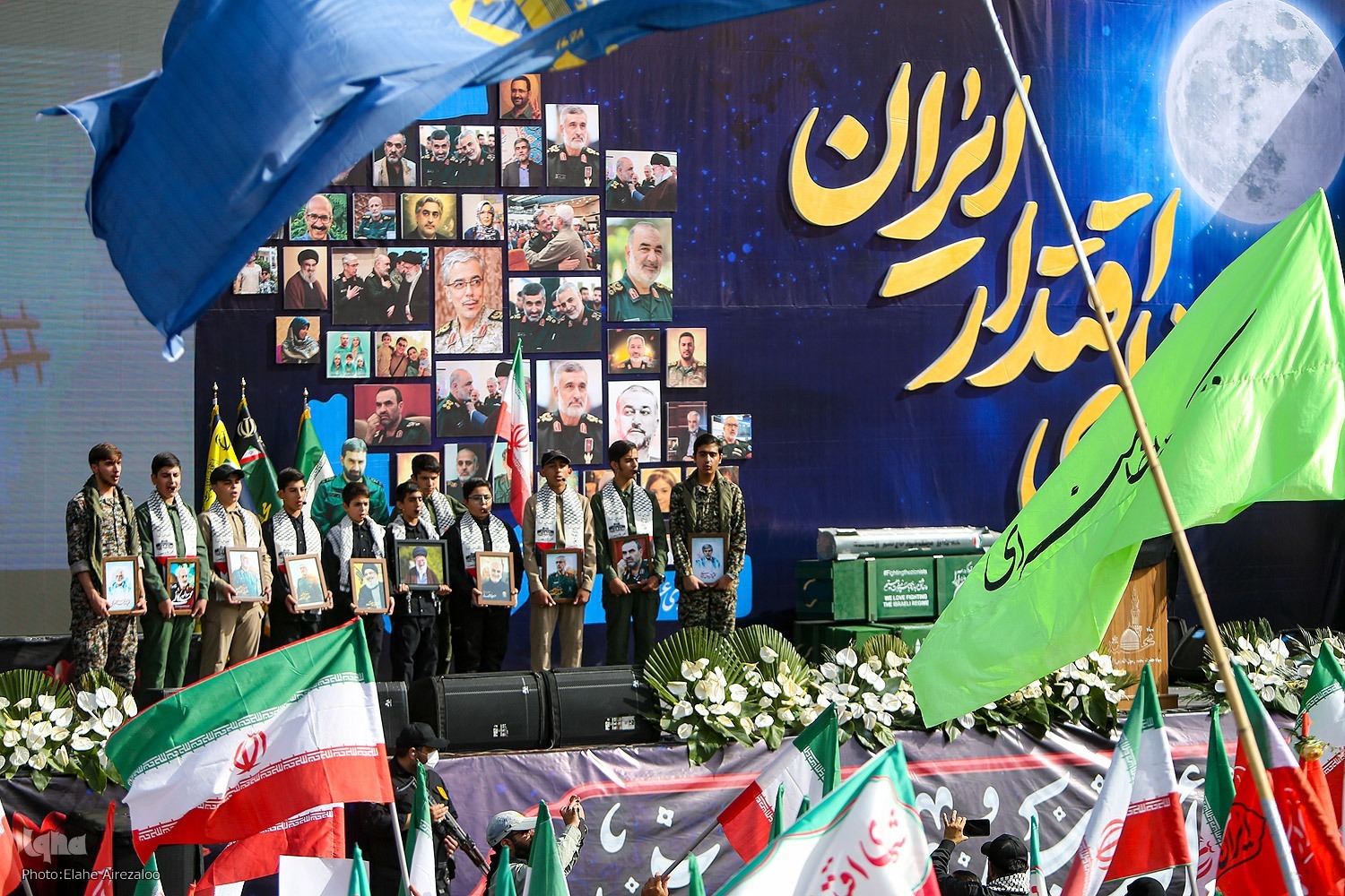 همبستگی ملت ایران را فراموش نکنیم