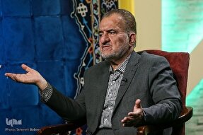 نسل آینده‌ساز را با قرآن آشنا کنیم