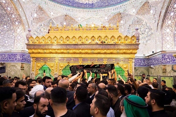 پیکر همسر آیت‌الله العظمی سیستانی در کربلای معلی تشییع شد + فیلم