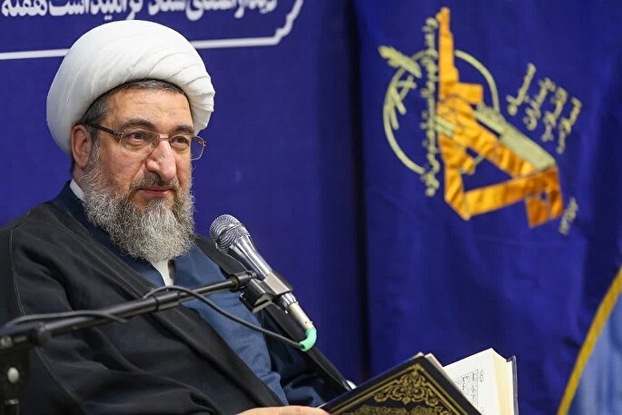 بسیج پرچمدار آگاهی، امنیت و امید در جامعه است