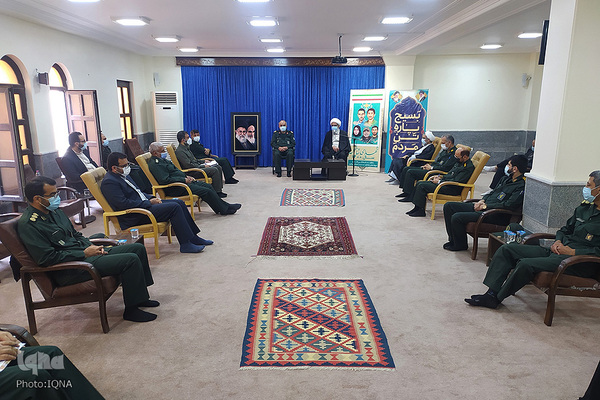 نشست فرماندهان بسیج استان بوشهر با نماینده ولی‌فقیه در استان و امام جمعه بوشهر