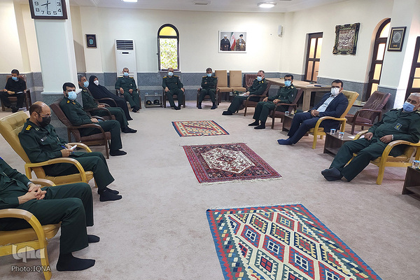 نشست فرماندهان بسیج استان بوشهر با نماینده ولی‌فقیه در استان و امام جمعه بوشهر