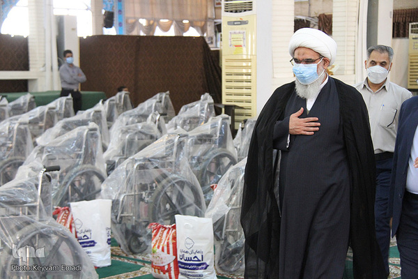 اهدای ۱۰۰ ویلچر به معلولان استان بوشهر