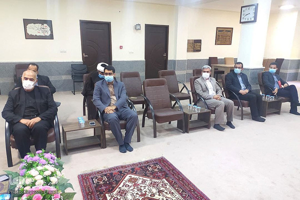 دیدار آیت‌الله غلامعلی صفایی‌بوشهری امام جمعه بوشهر با مدیرکل قرآن، عترت و نماز وزارت آموزش و پرورش