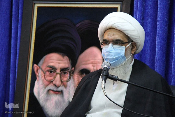 دیدار آیت‌الله غلامعلی صفایی‌بوشهری امام جمعه بوشهر با مدیرکل قرآن، عترت و نماز وزارت آموزش و پرورش