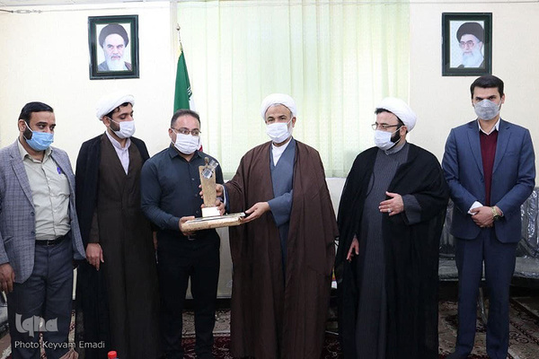 تقدیر جهاد دانشگاهی بوشهر از خانواده شهید مدافع سلامت