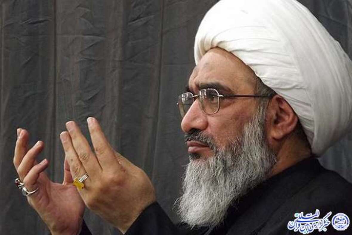 آیت‌الله غلامعلی صفایی‌بوشهری، نماینده ولی فقیه در استان و امام جمعه بوشهر 