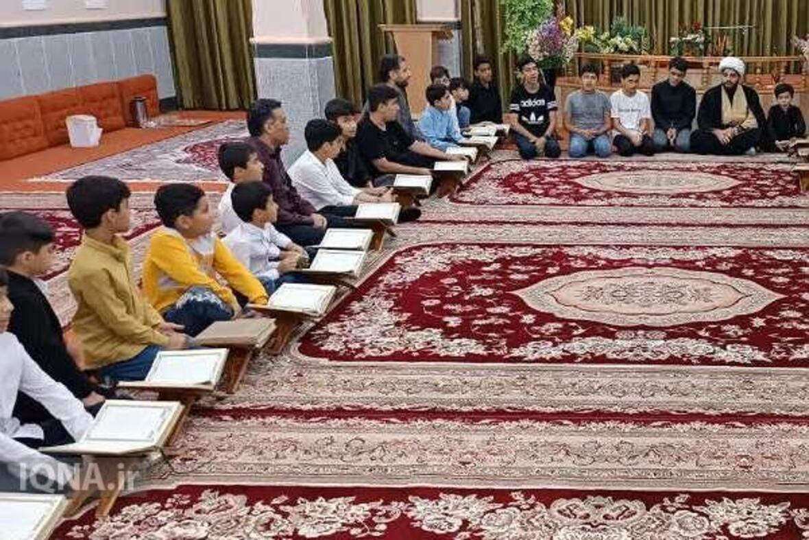 روایتگری ایکنا از دورهمی قرآنی مؤسسه ولیعصر(عج) شهر گناوه 