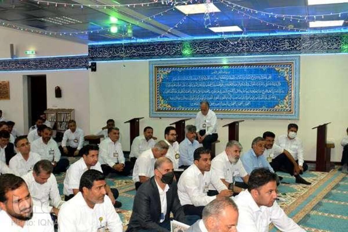 کرسی تلاوت قرآن در مسجد النبی(ص) مجتمع گاز پارس جنوبی استان بوشهر