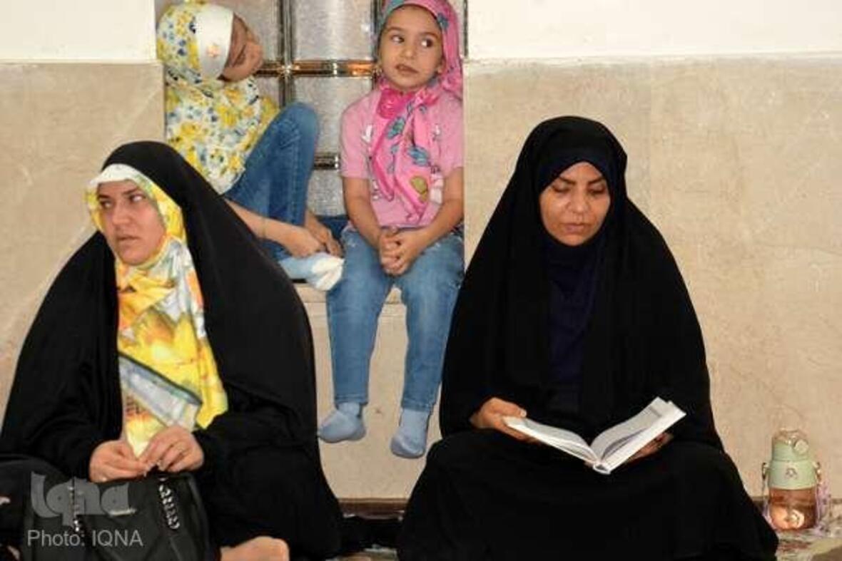 کرسی تلاوت قرآن در مسجد النبی(ص) مجتمع گاز پارس جنوبی استان بوشهر