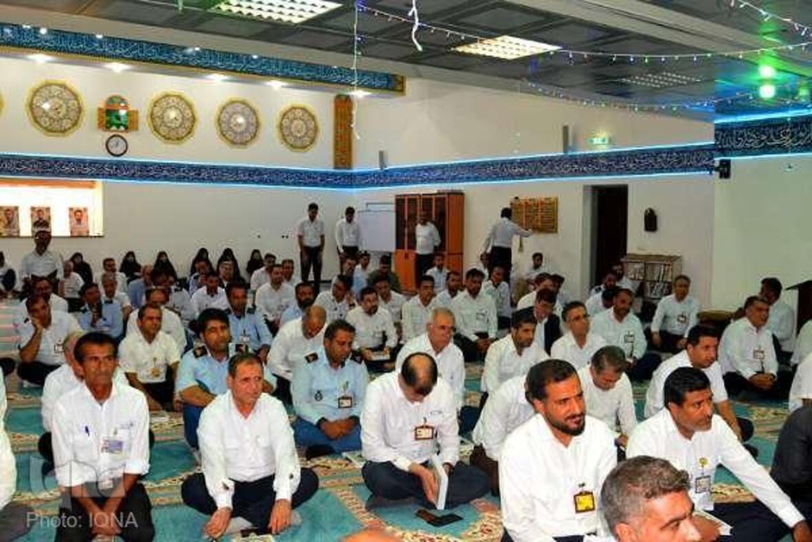 کرسی تلاوت قرآن در مسجد النبی(ص) مجتمع گاز پارس جنوبی استان بوشهر