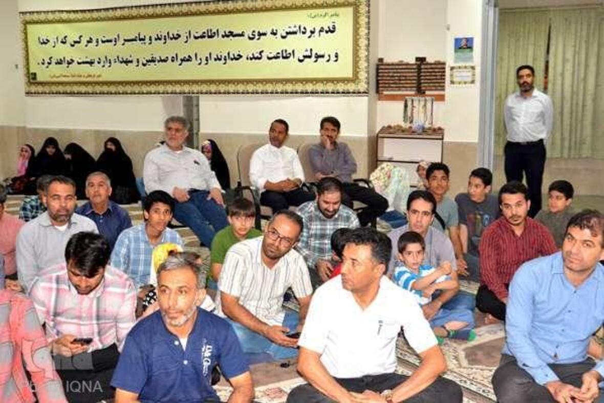 کرسی تلاوت قرآن در مسجد النبی(ص) مجتمع گاز پارس جنوبی استان بوشهر