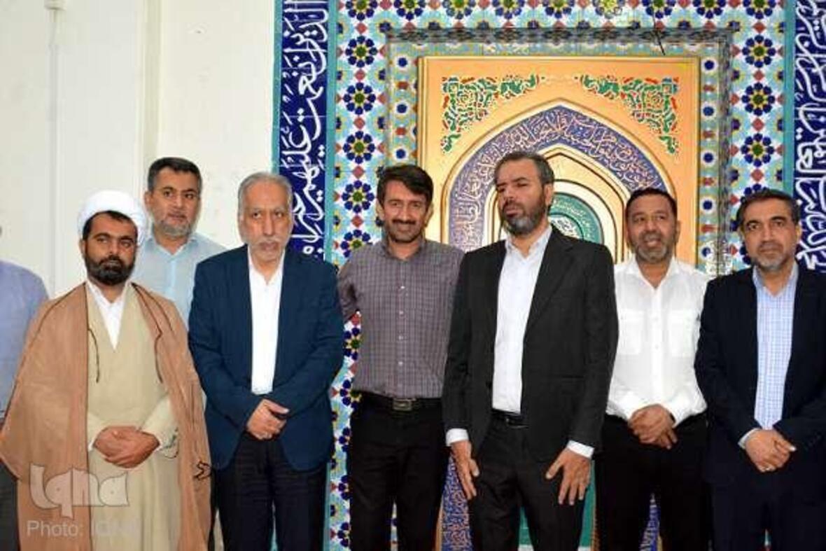 کرسی تلاوت قرآن در مسجد النبی(ص) مجتمع گاز پارس جنوبی استان بوشهر