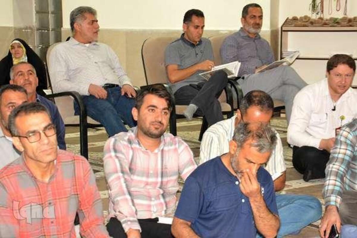 کرسی تلاوت قرآن در مسجد النبی(ص) مجتمع گاز پارس جنوبی استان بوشهر