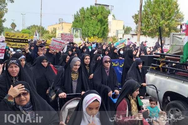 اجتماع بانوان قرآنی بوشهر به حمایت از کودکان غزه‌ای