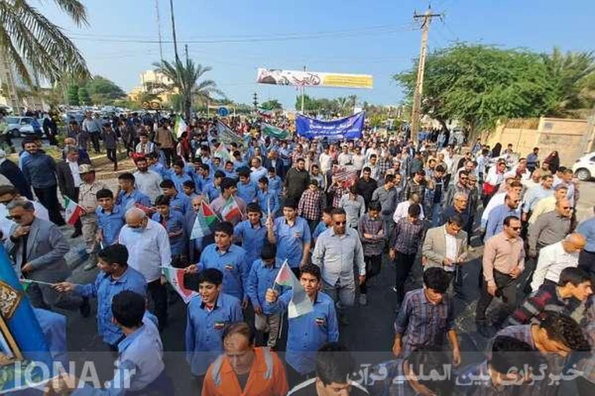 راهپیمایی بوشهری‌ها در روز ملی مبارزه با اسکتبار جهانی