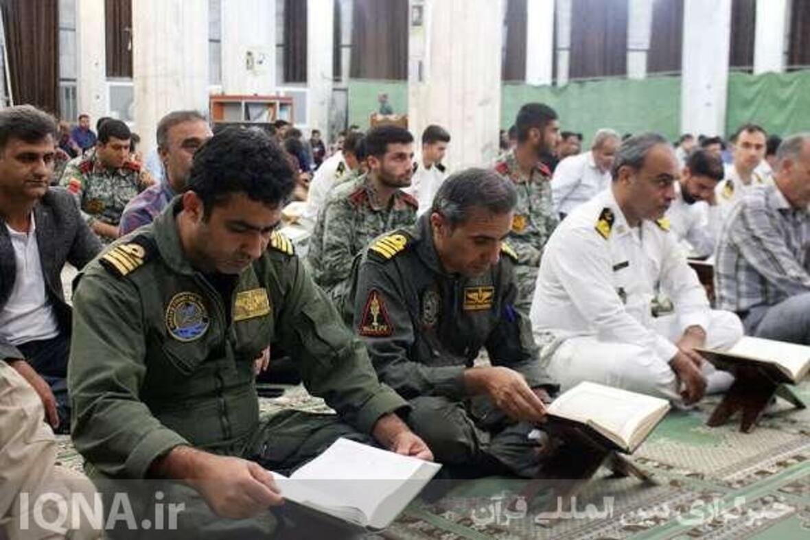 محفل انس و تدبر در قرآن کریم به یاد ۴۸۰۰۰ شهید آجا