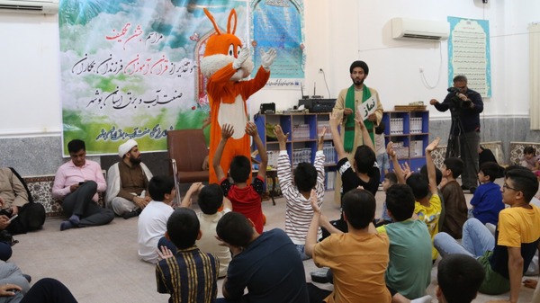 تجلیل از دختران و پسران فعال در فرهنگ دینی