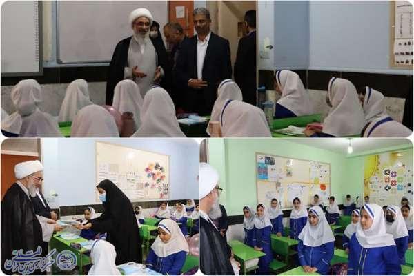 تجلیل معلمان دبستان دخترانه مصلحیان محله شهدای گمنام شهر بوشهر