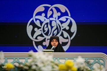 Женская секция 47-го Национального конкурса по чтению Корана в Иране